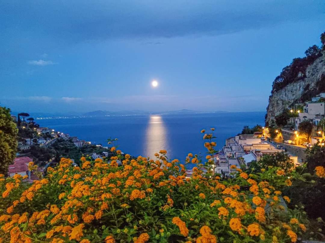 Apartmán Casa Enzo Con Vista Mare Amalfi Exteriér fotografie